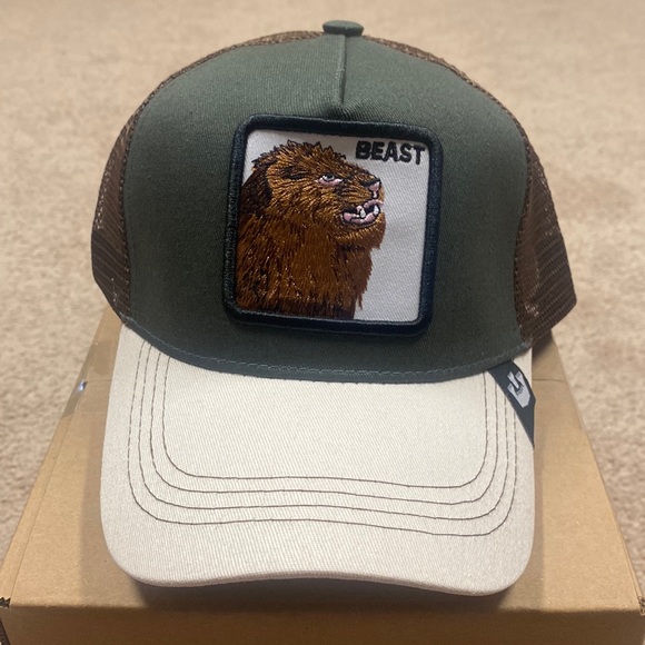 Unisex Adjustable Farm Trucker Hat (Beast) NEW!!! - Picture 1 of 2